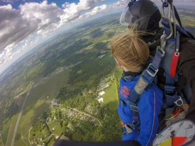 Vue de l'aérodrome de Vannes depuis le vol sous voile