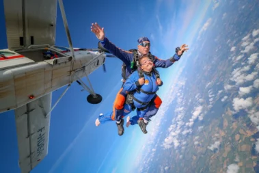 Saut en parachute à Vannes en Bretagne