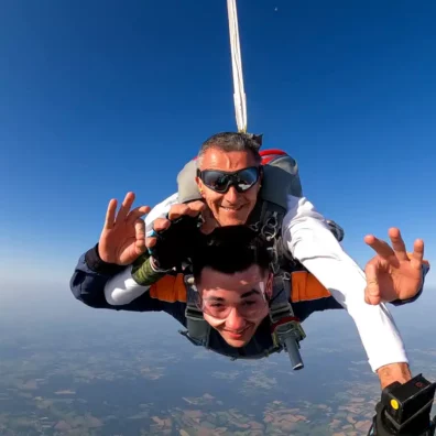 Chute libre saut en parachute tandem 3000 m